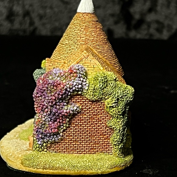 Lilliput Lane | The Hop Pickers | Club Symbol of Membership - Picture 16 of 16